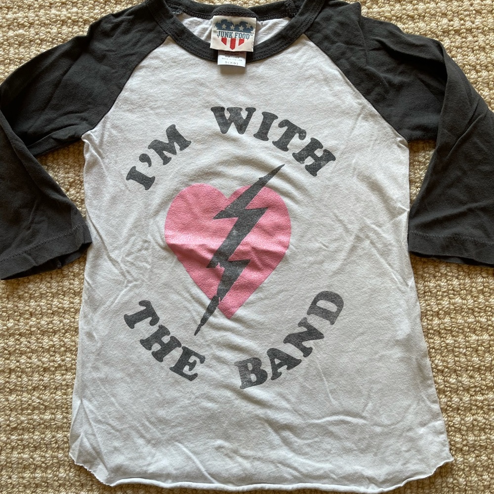 Junk Food xs 3/4 length shirt